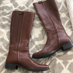Women’s Tan Leather Boots - Size 10
